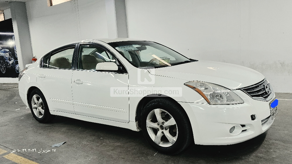 Nissan Altima 2012