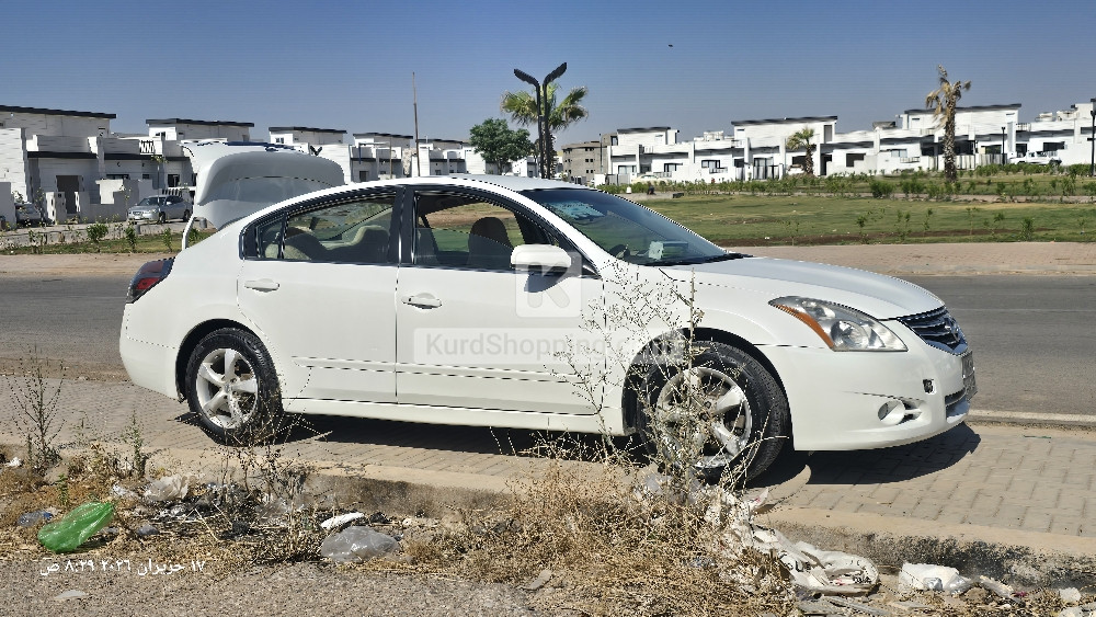 Nissan Altima 2012