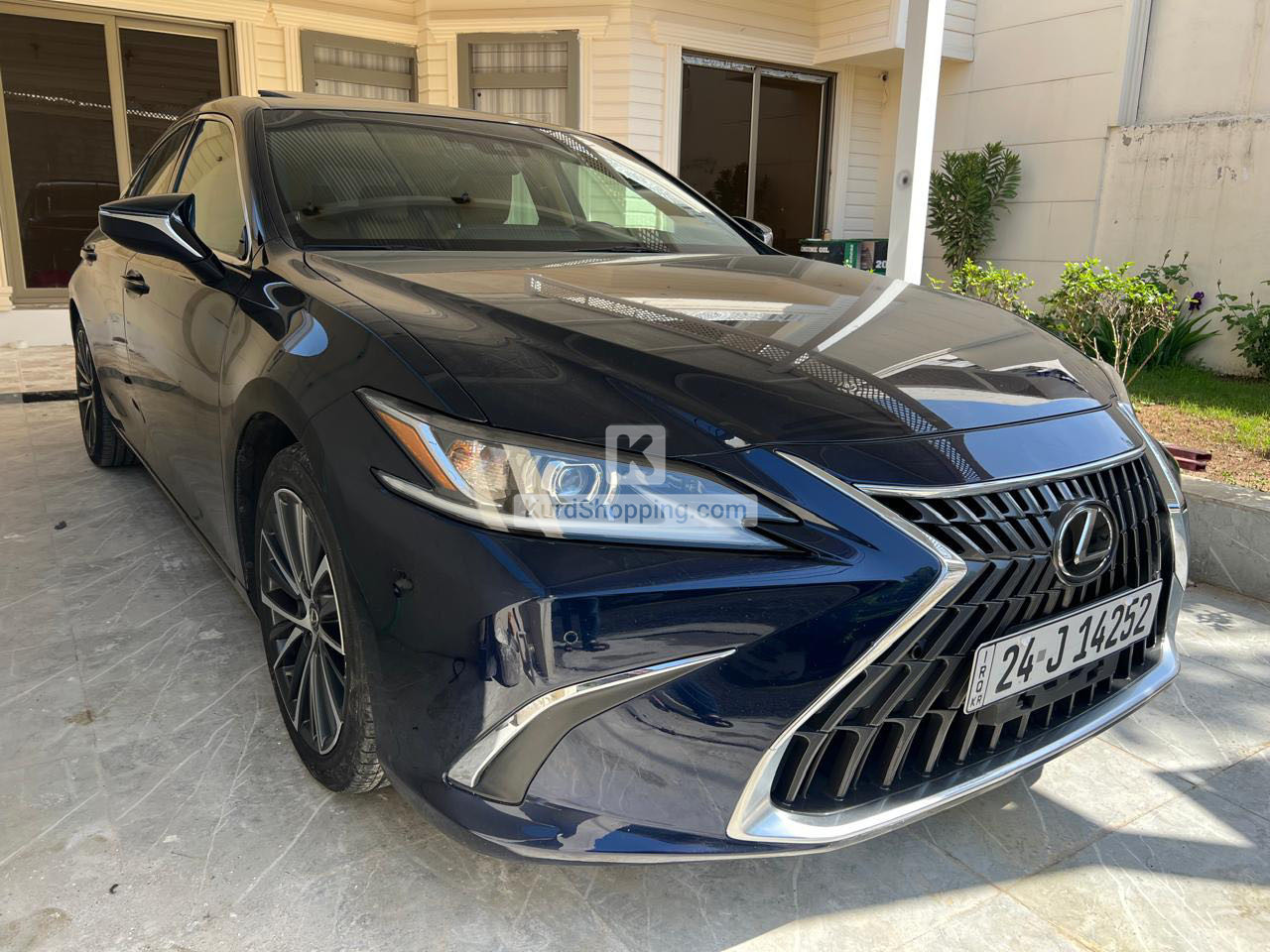Lexus ES 350 2022