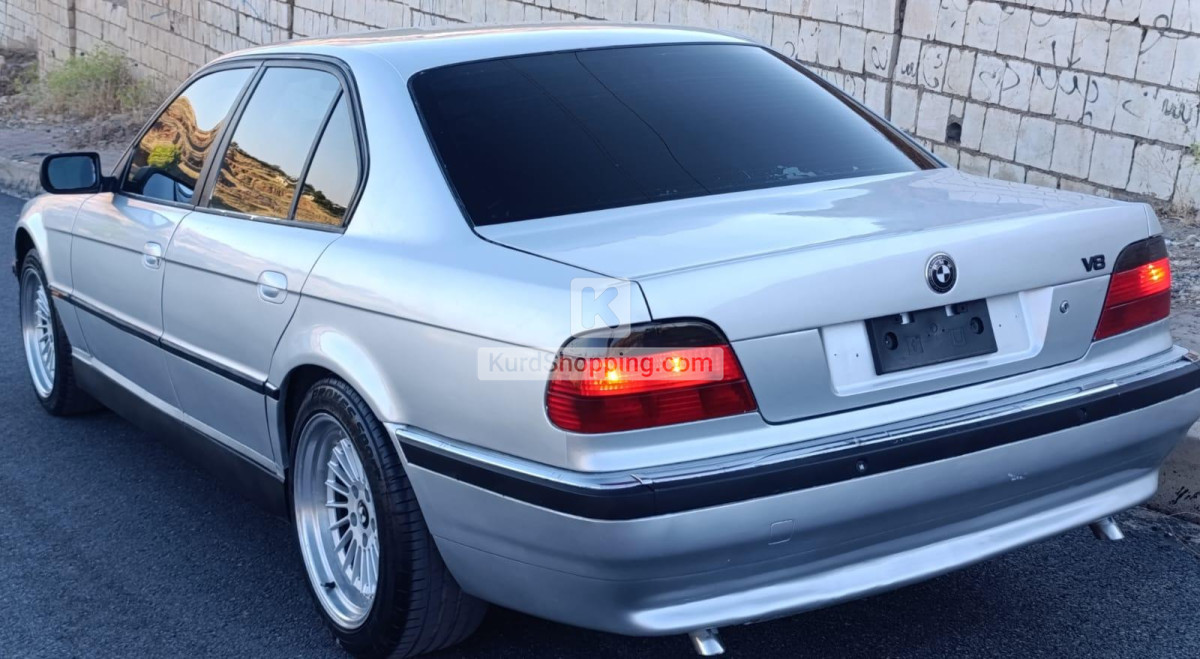 BMW E38 1994