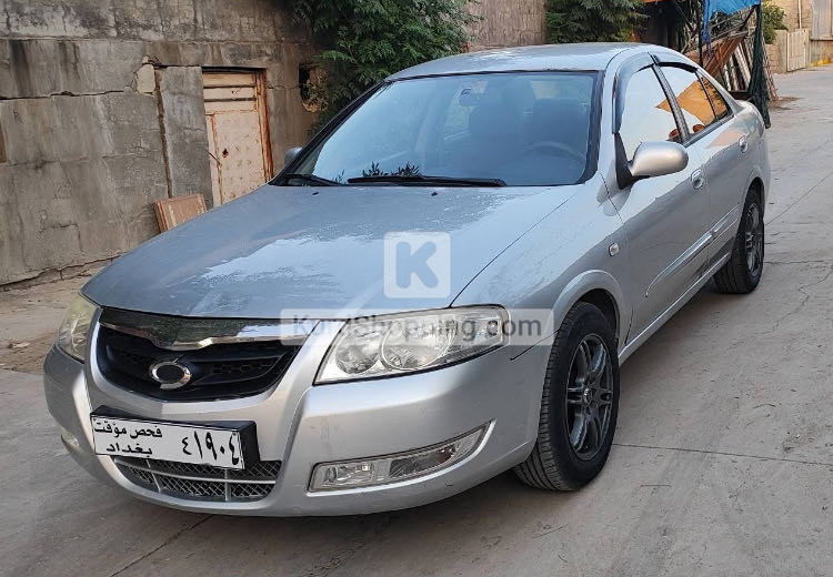 Nissan Sunny 2010