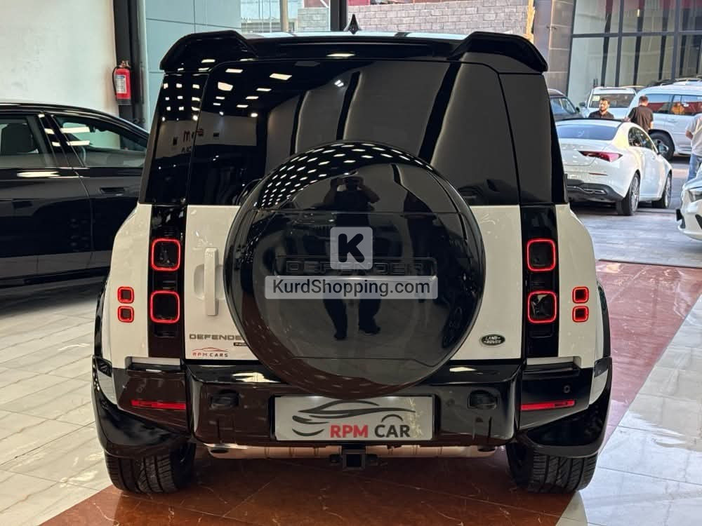 Land Rover Defender 2023
