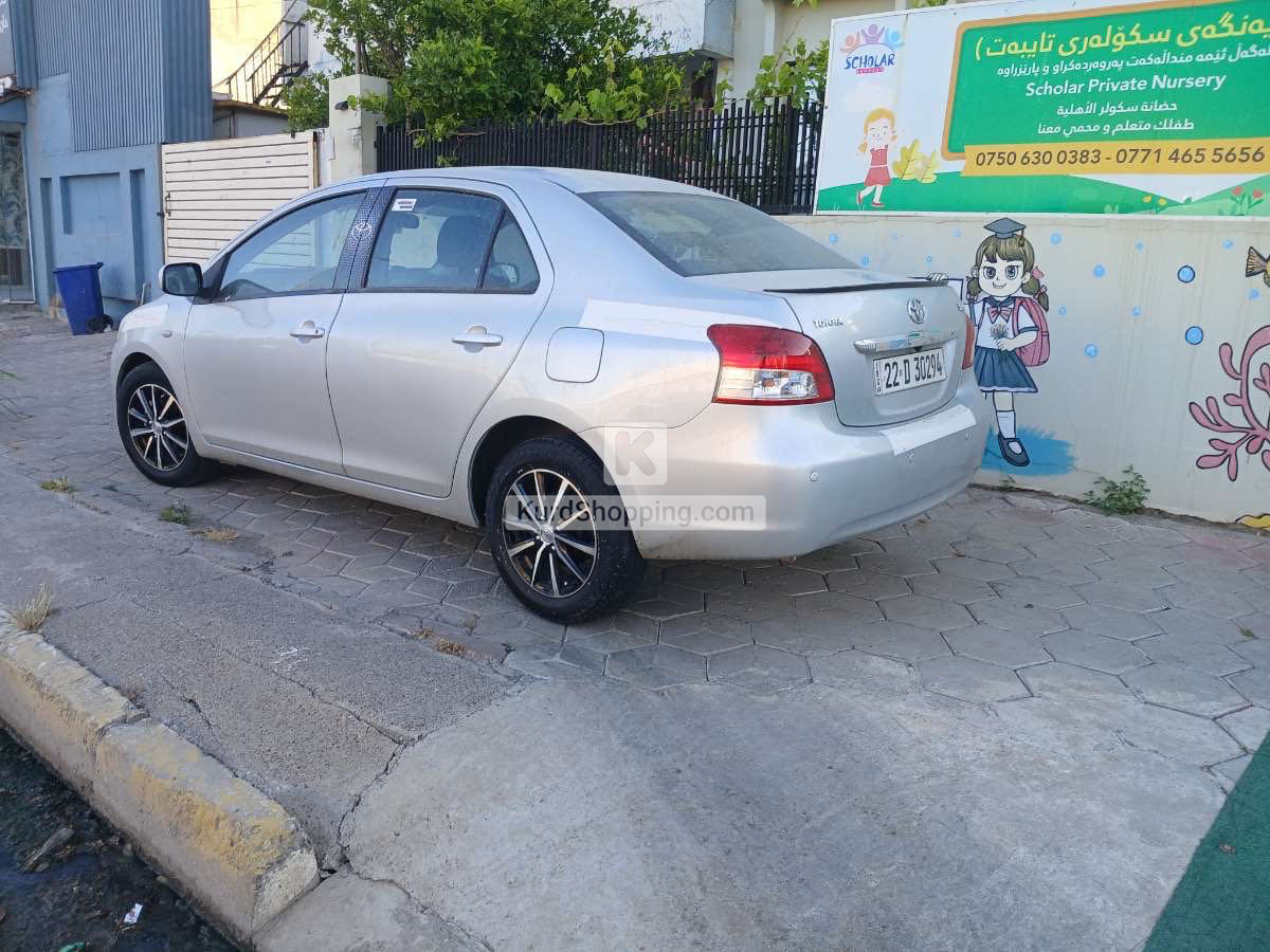 Toyota Yaris 2011