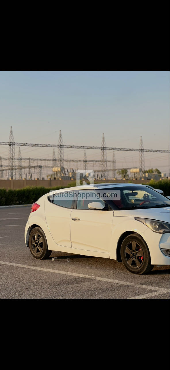 Hyundai Veloster 2013
