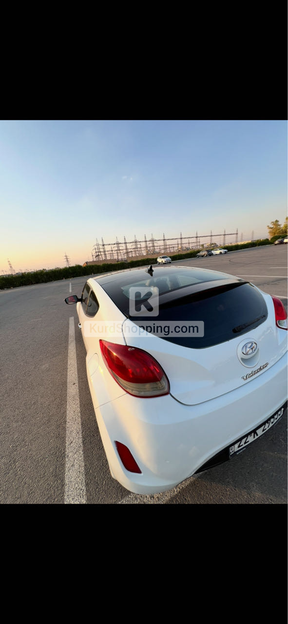 Hyundai Veloster 2013