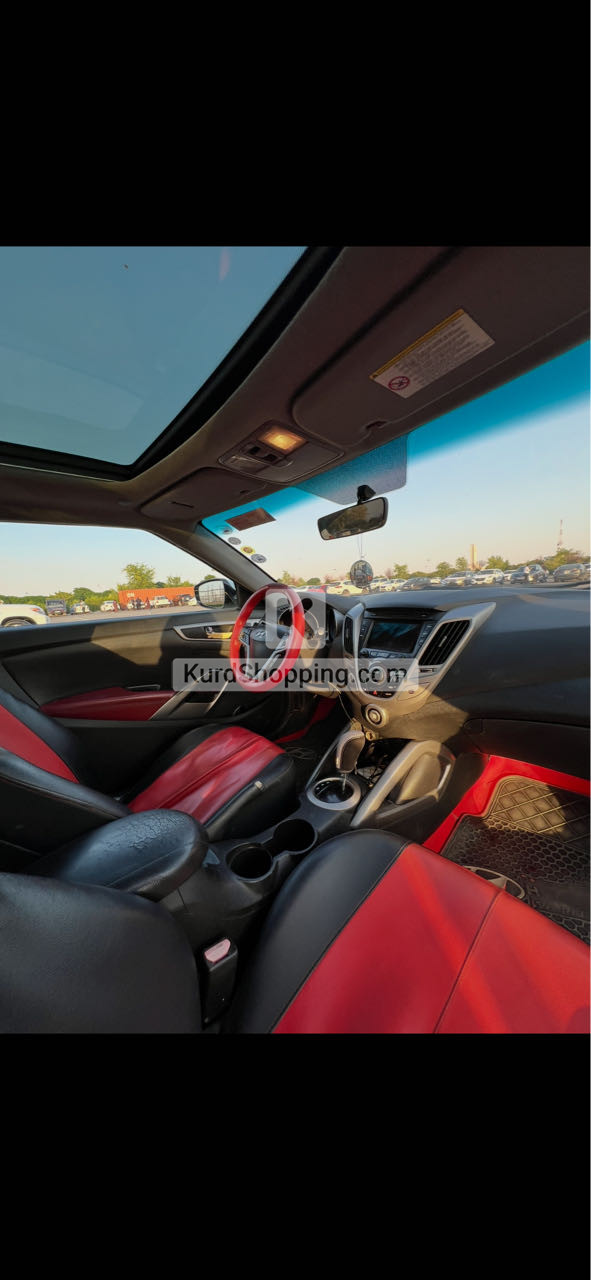 Hyundai Veloster 2013