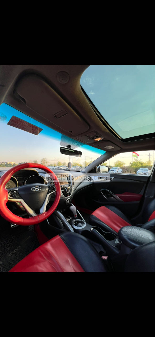 Hyundai Veloster 2013