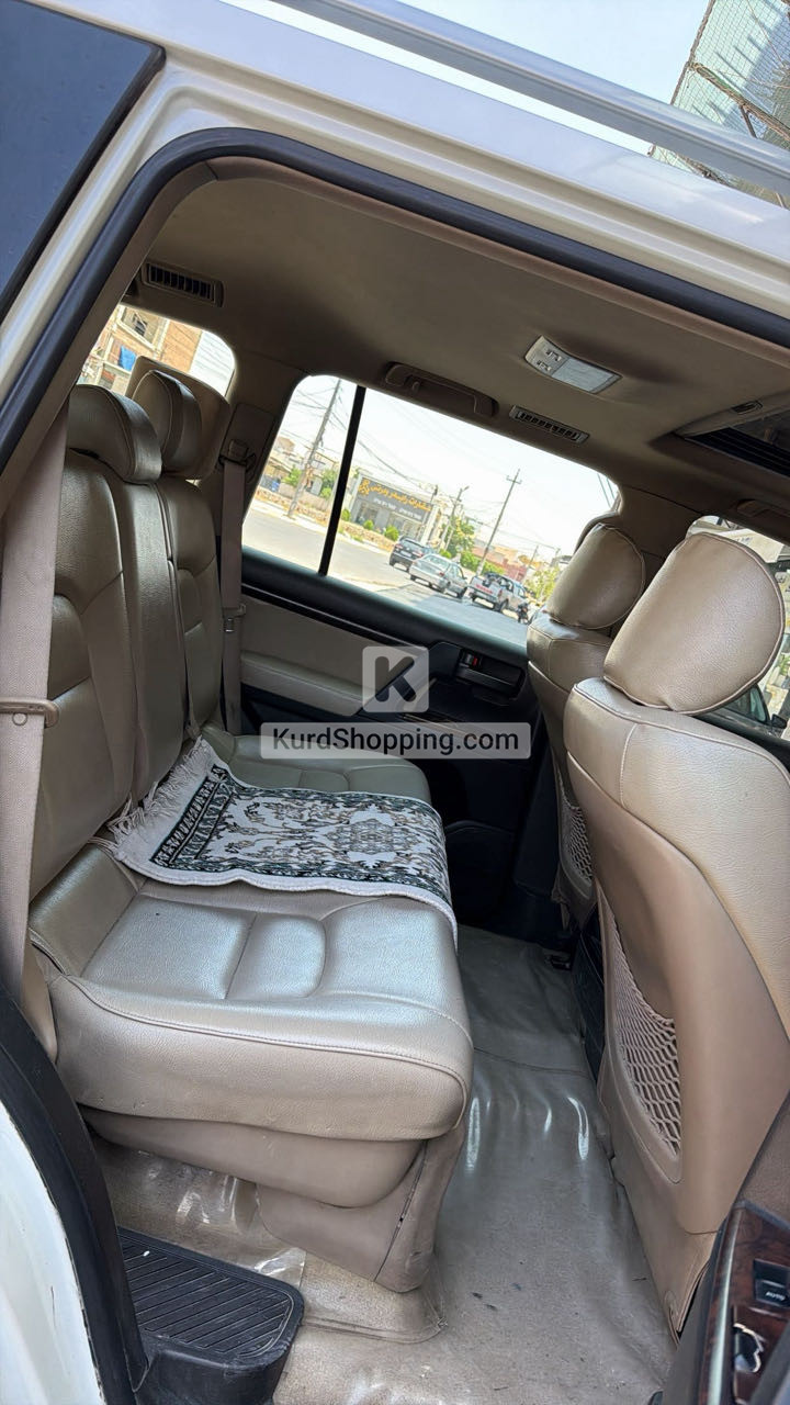Toyota Landcruiser 2011