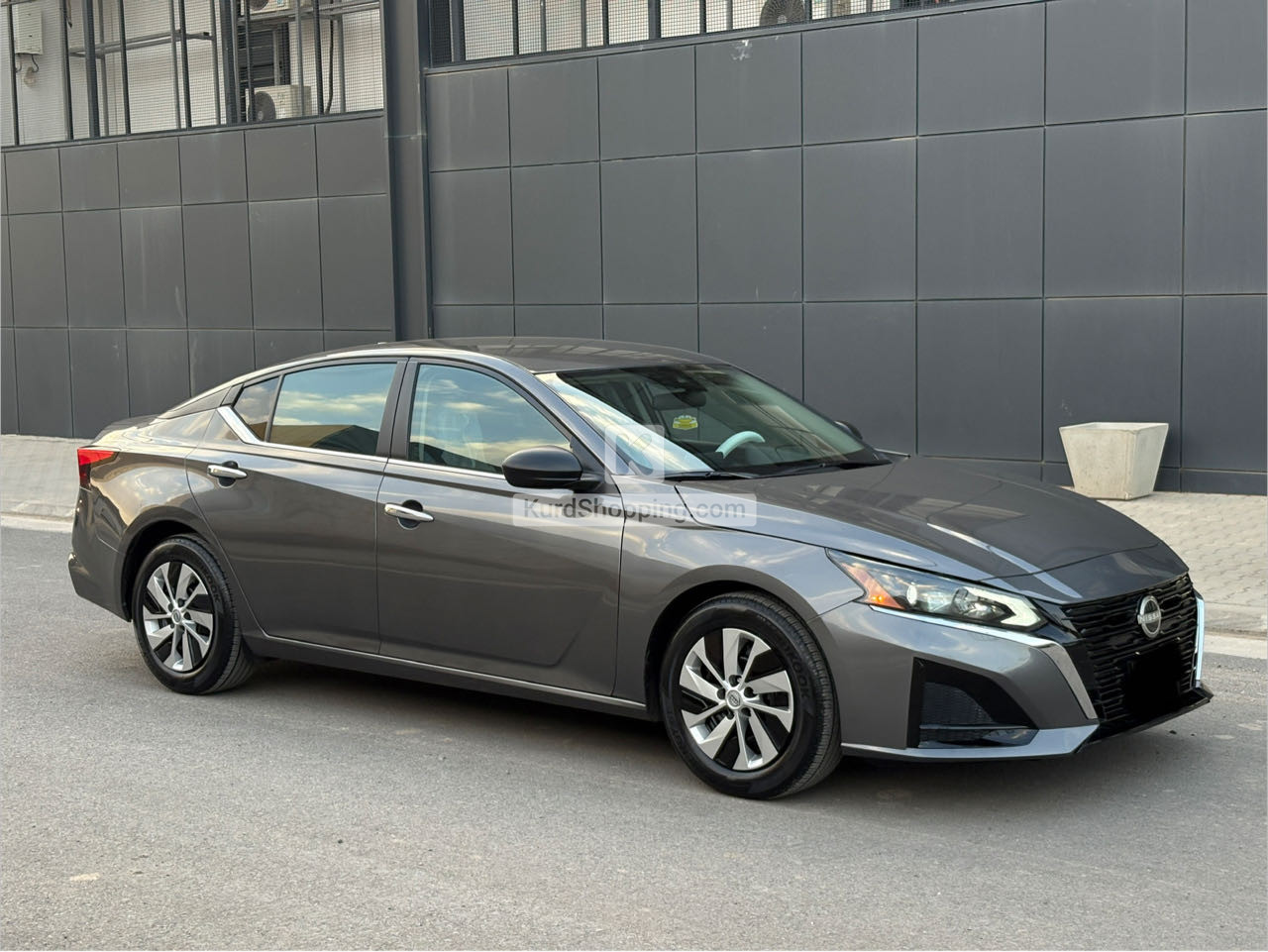 Nissan Altima 2025