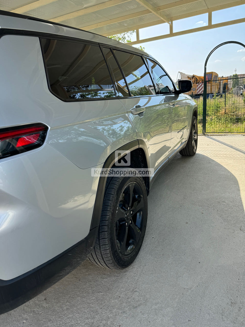 JEEP Laredo 2023