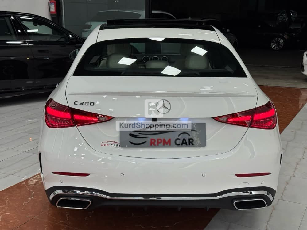 Mercedes Benz C-Class 2024