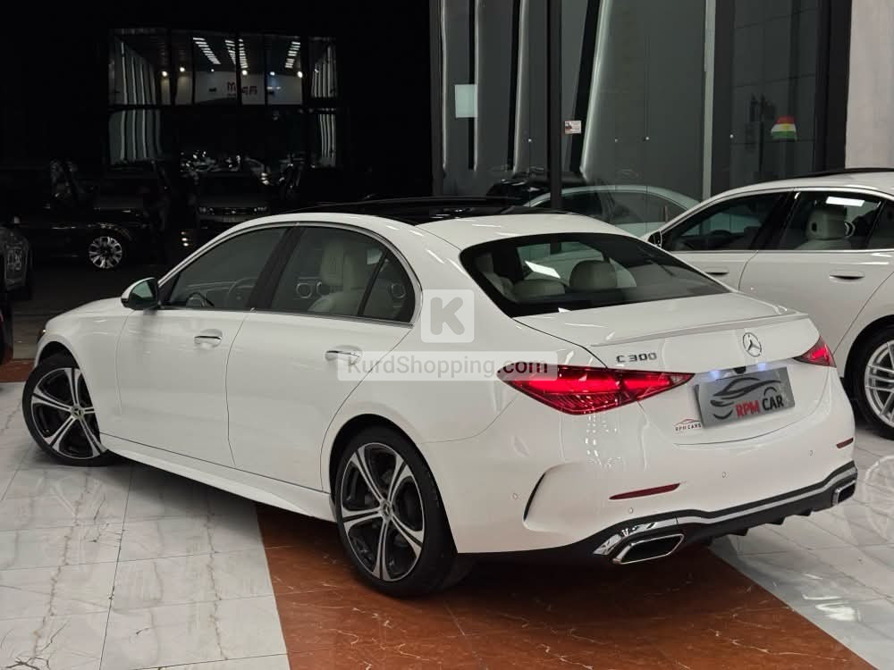 Mercedes Benz C-Class 2024