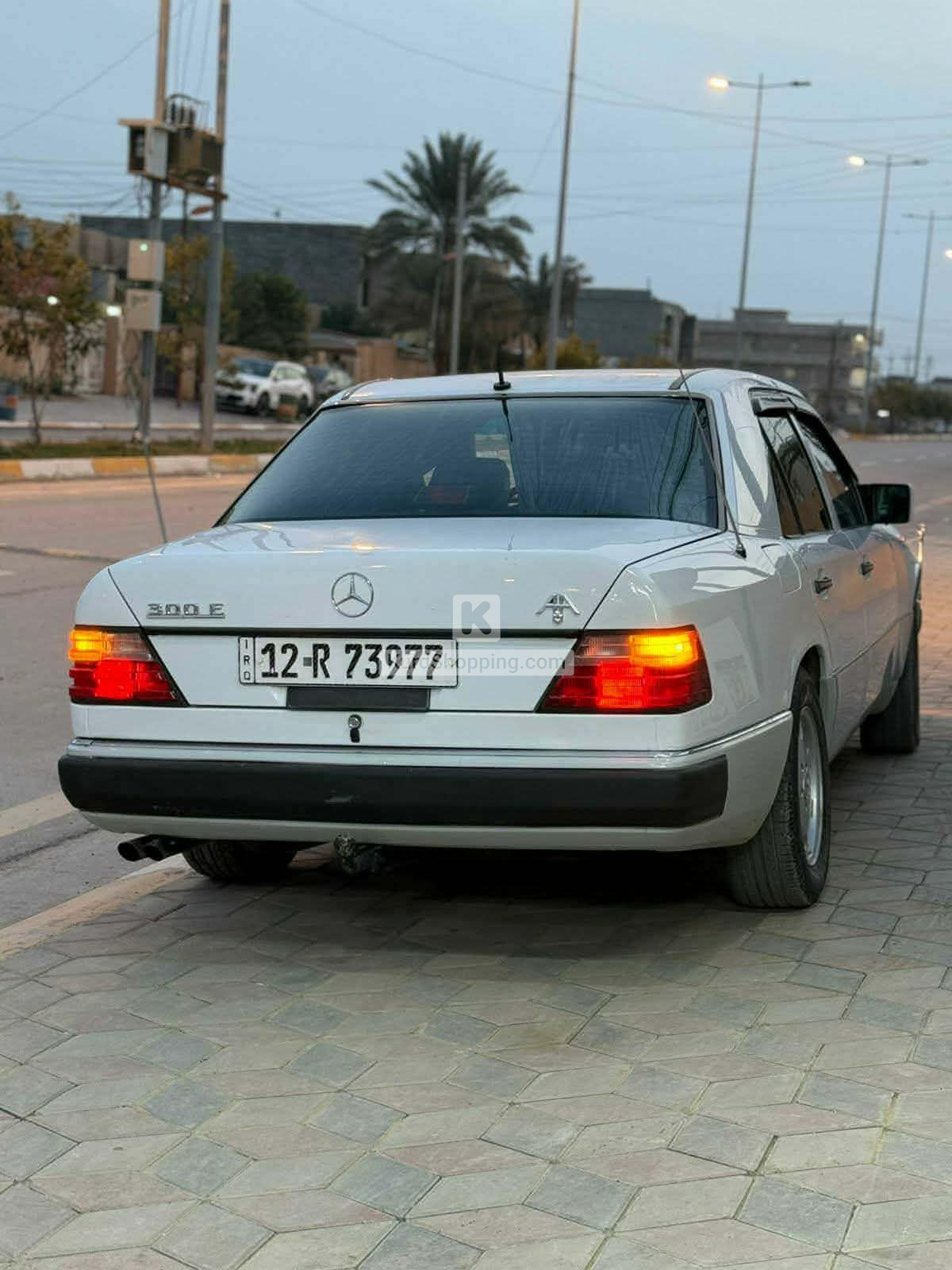 Mercedes Benz 300 1992