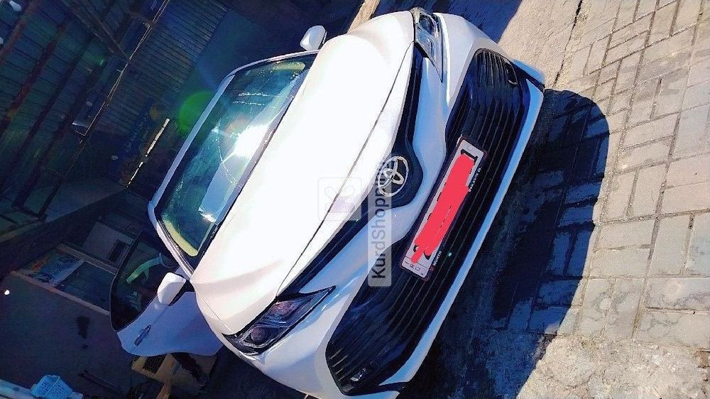 Toyota Camry 2019