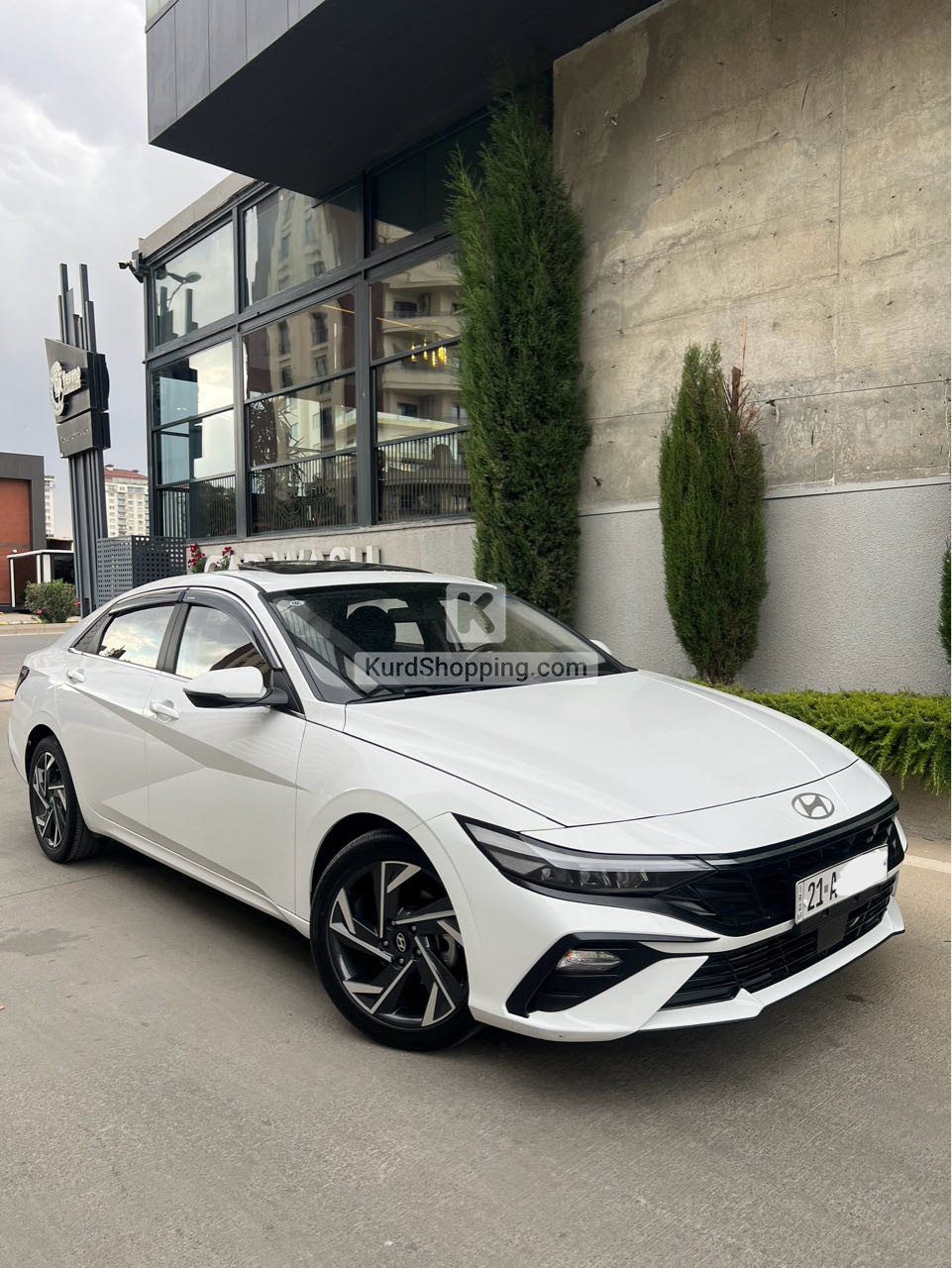 Hyundai Elantra 2024