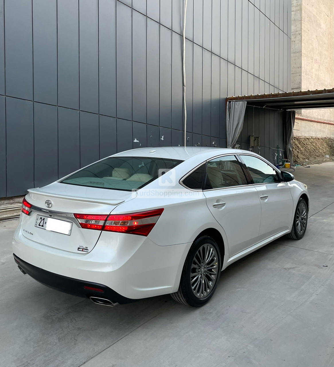 Toyota Avalon 2015