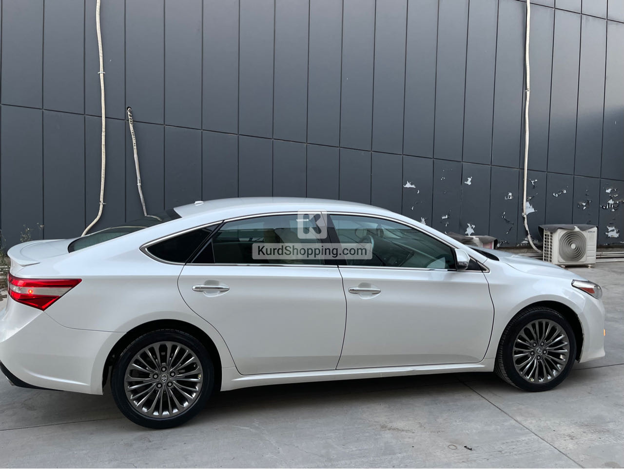 Toyota Avalon 2015