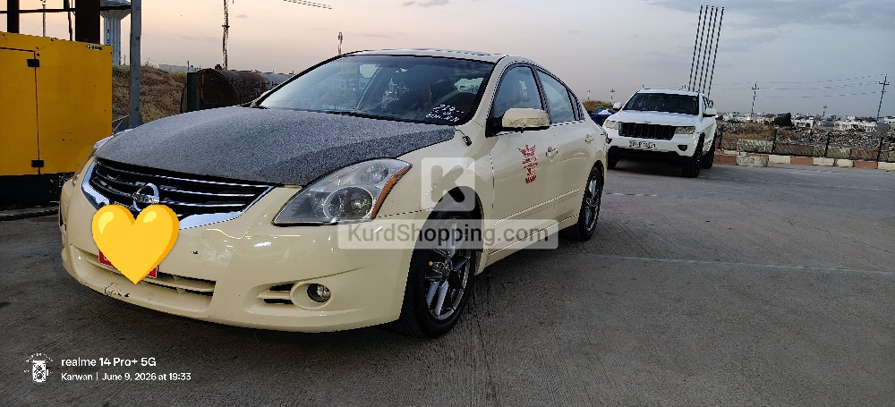 Nissan Altima 2012