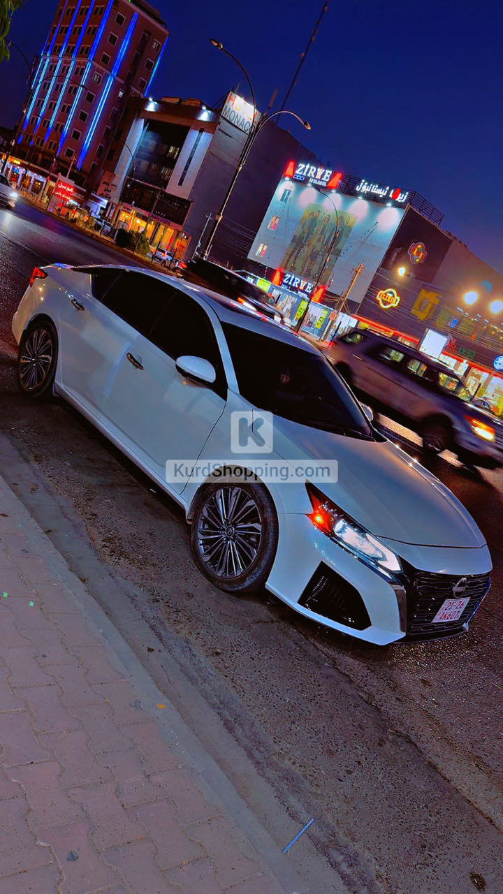 Nissan Altima 2024