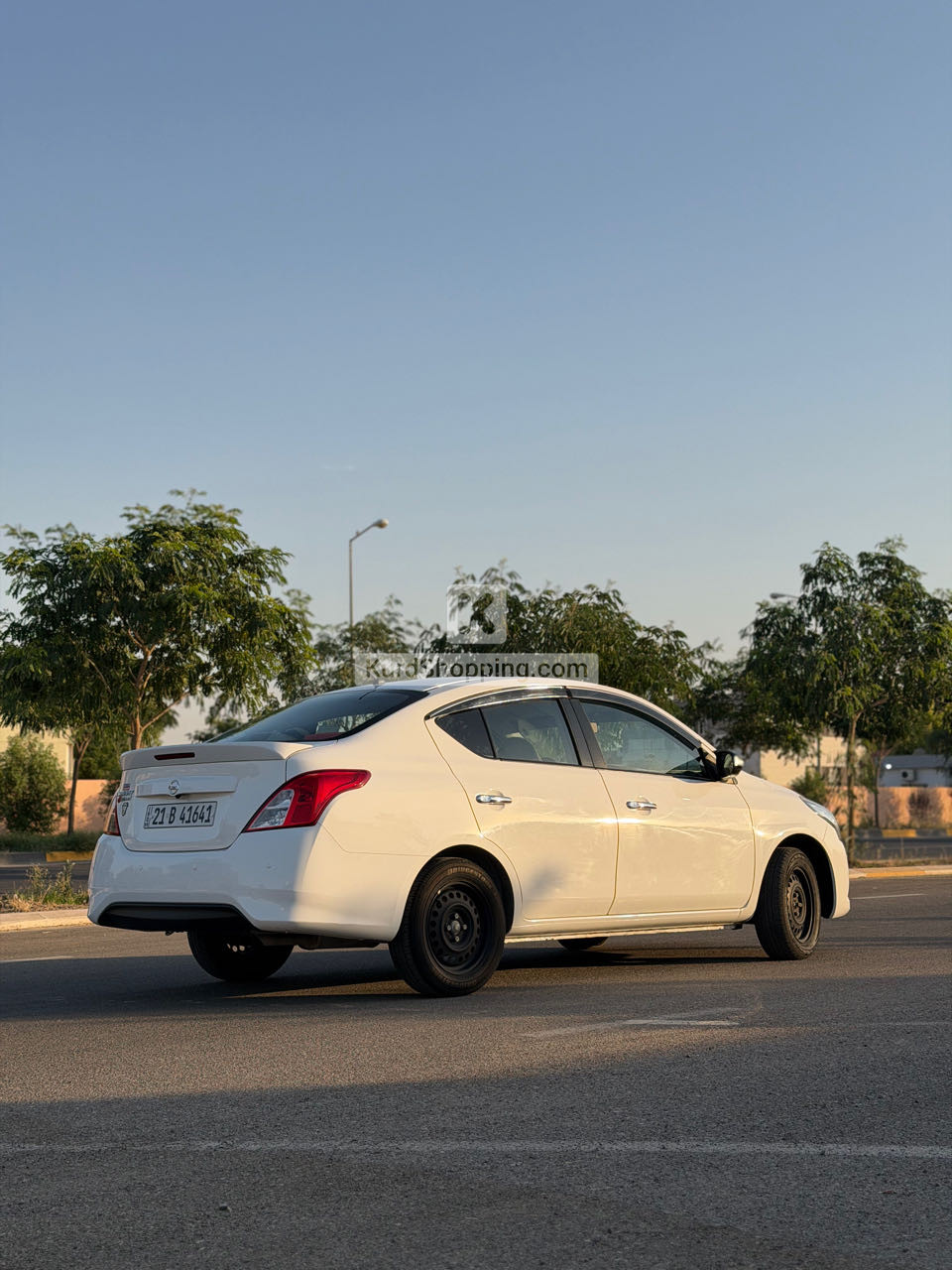 Nissan Sunny 2024