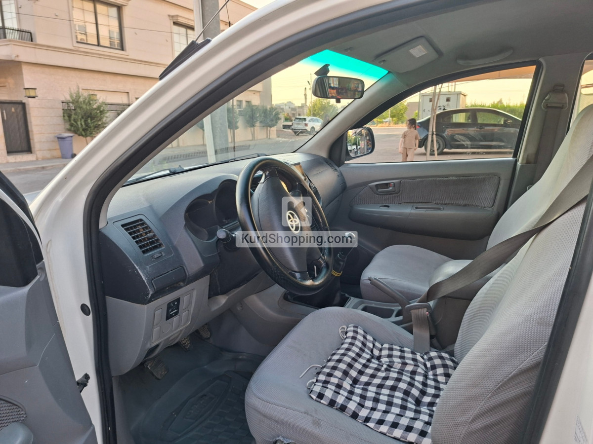 Toyota Hilux 2011