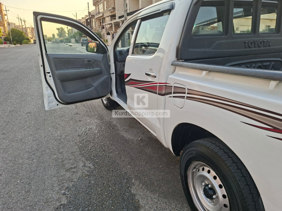 Toyota Hilux 2011