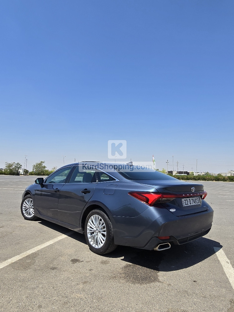 Toyota Avalon 2021