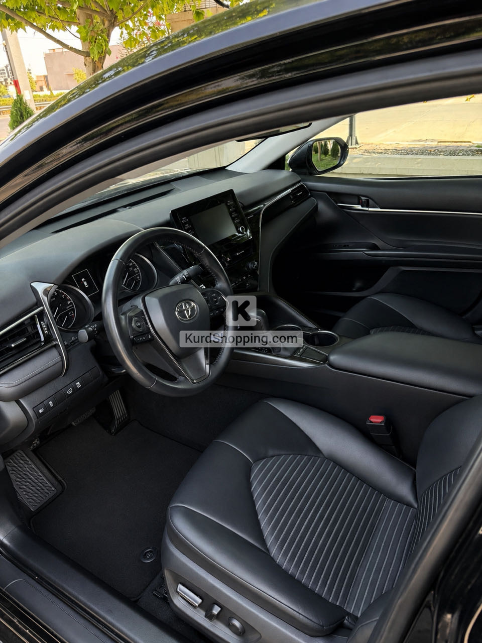 Toyota Camry 2023 SE Night Shade