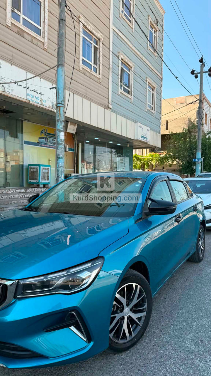 Geely Emgrand 2024