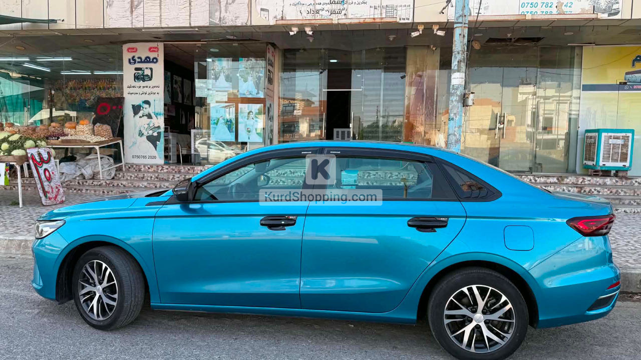Geely Emgrand 2024