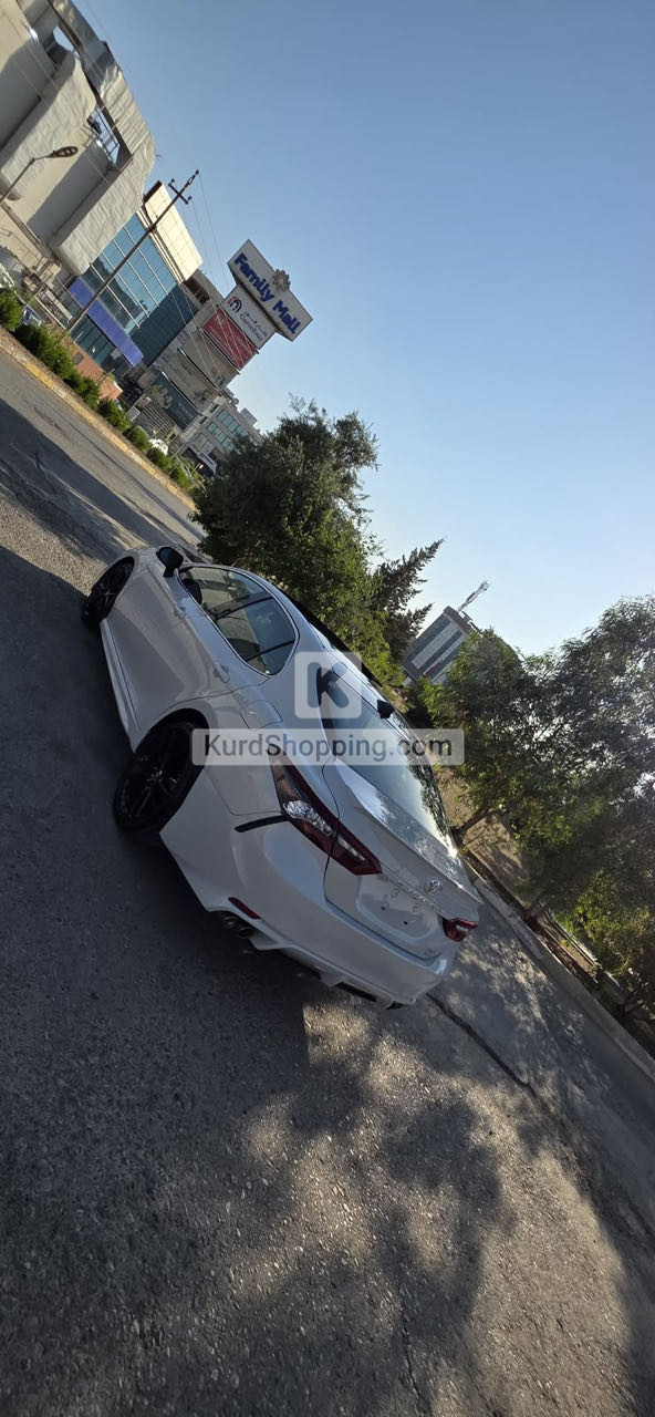 Toyota Camry 2024