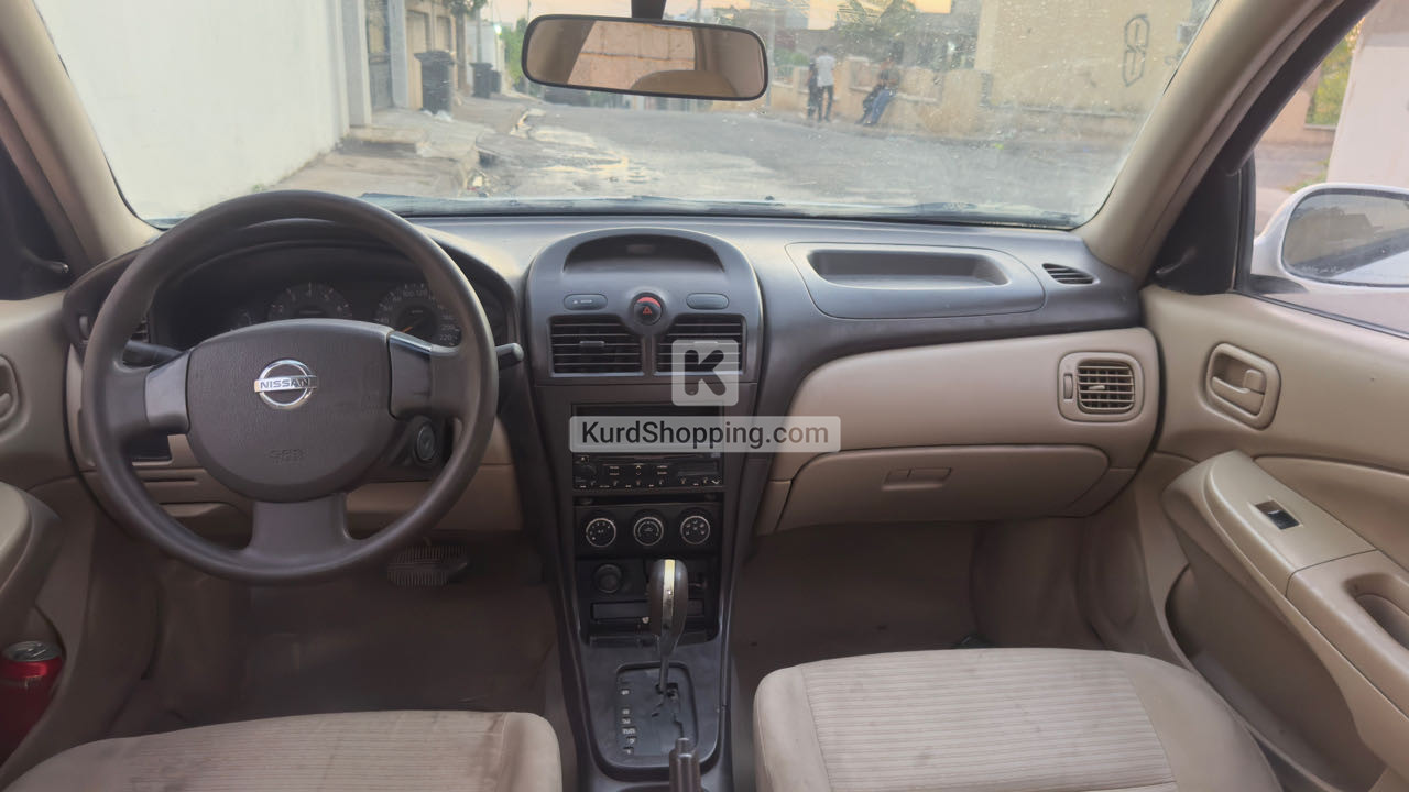 Nissan Sunny 2013
