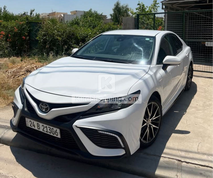 Toyota Camry 2024