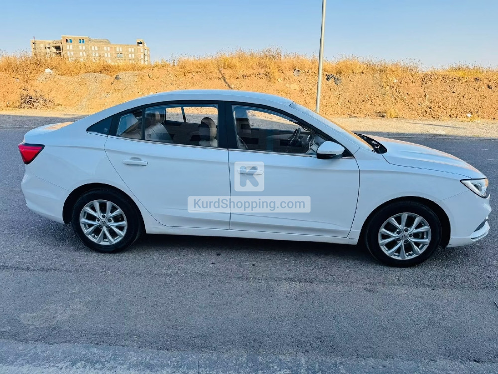 MG 5 2023