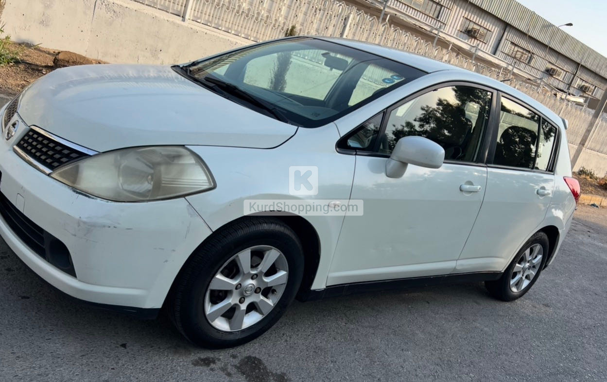Nissan Tiida 2008