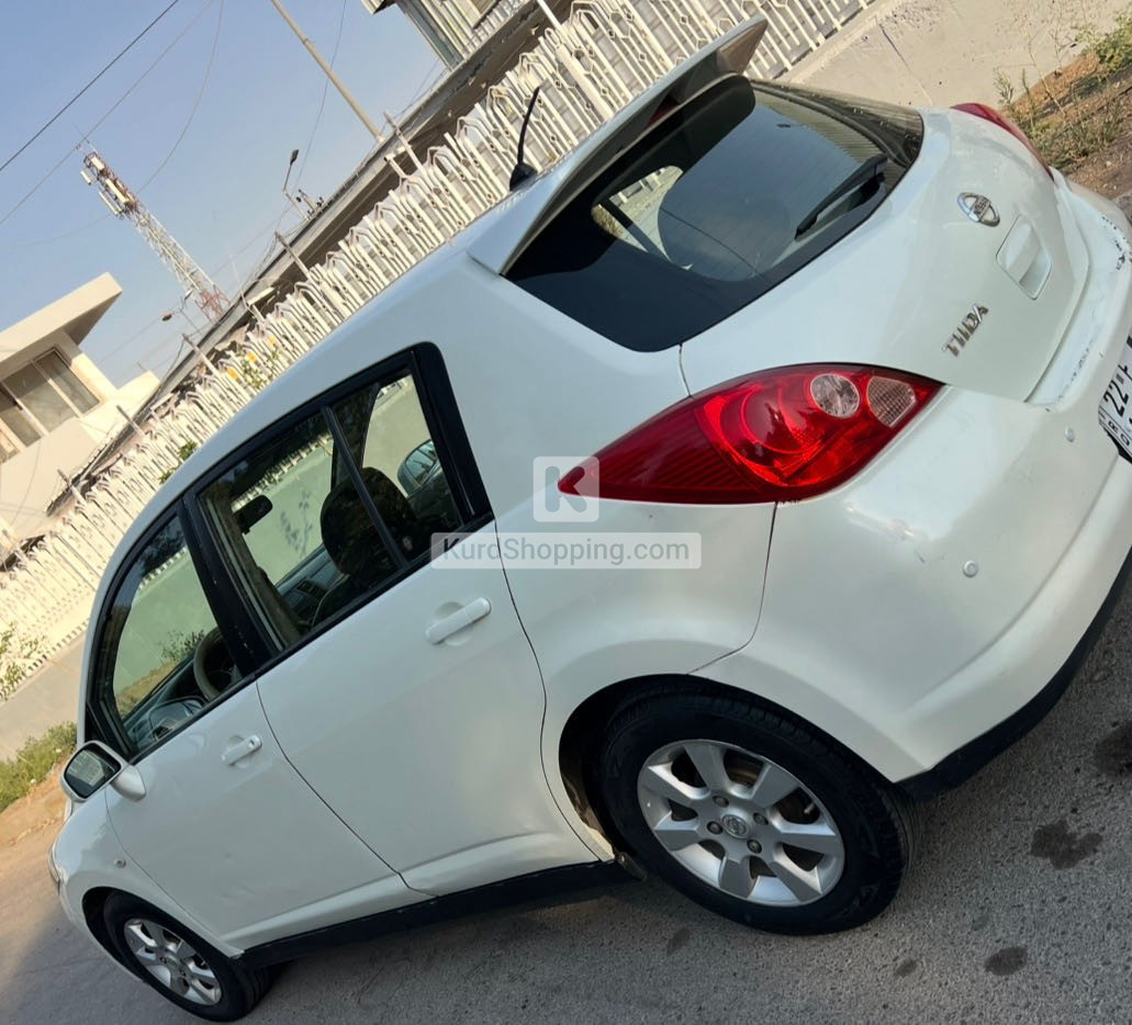 Nissan Tiida 2008