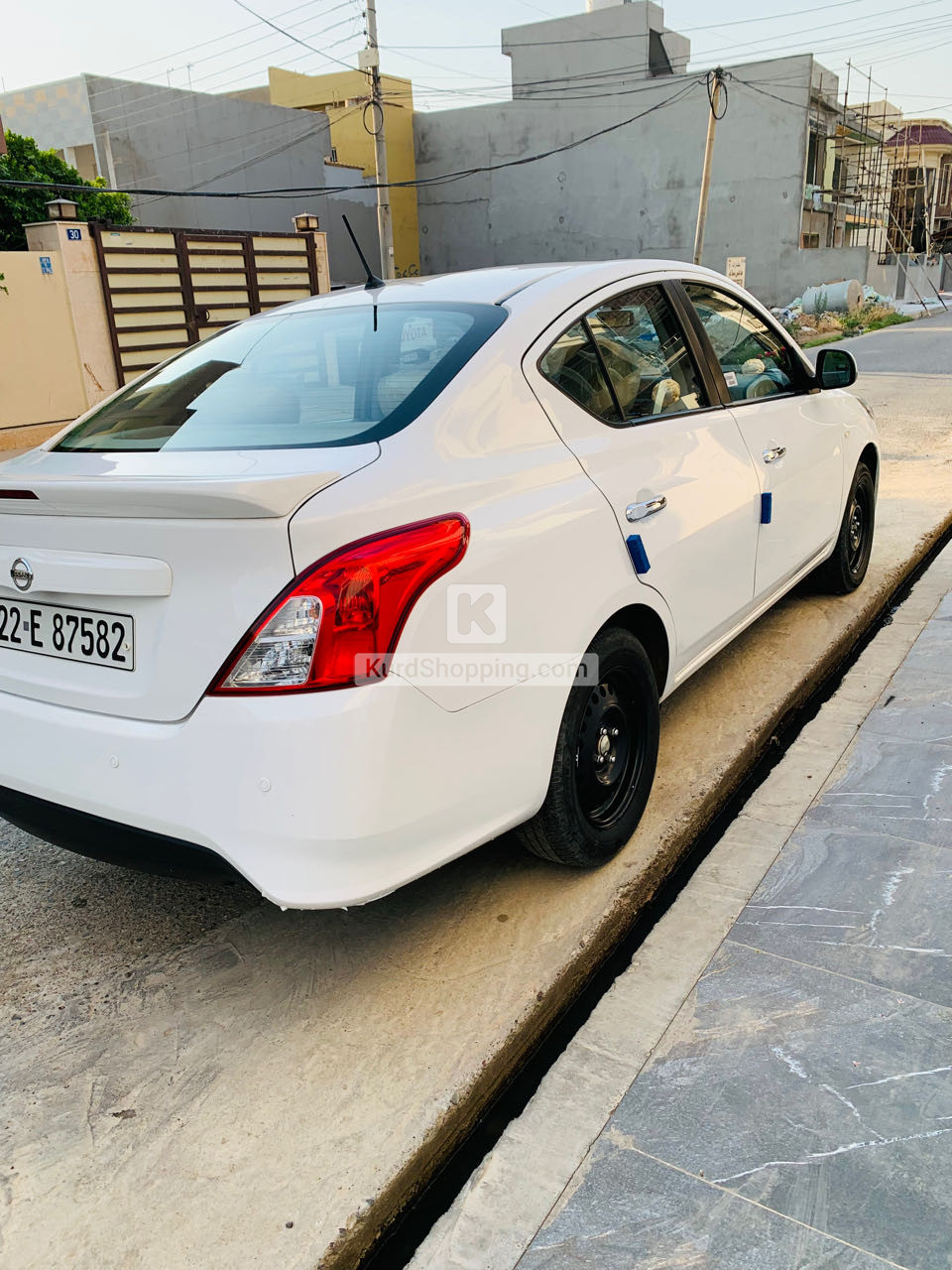 Nissan Sunny 2023