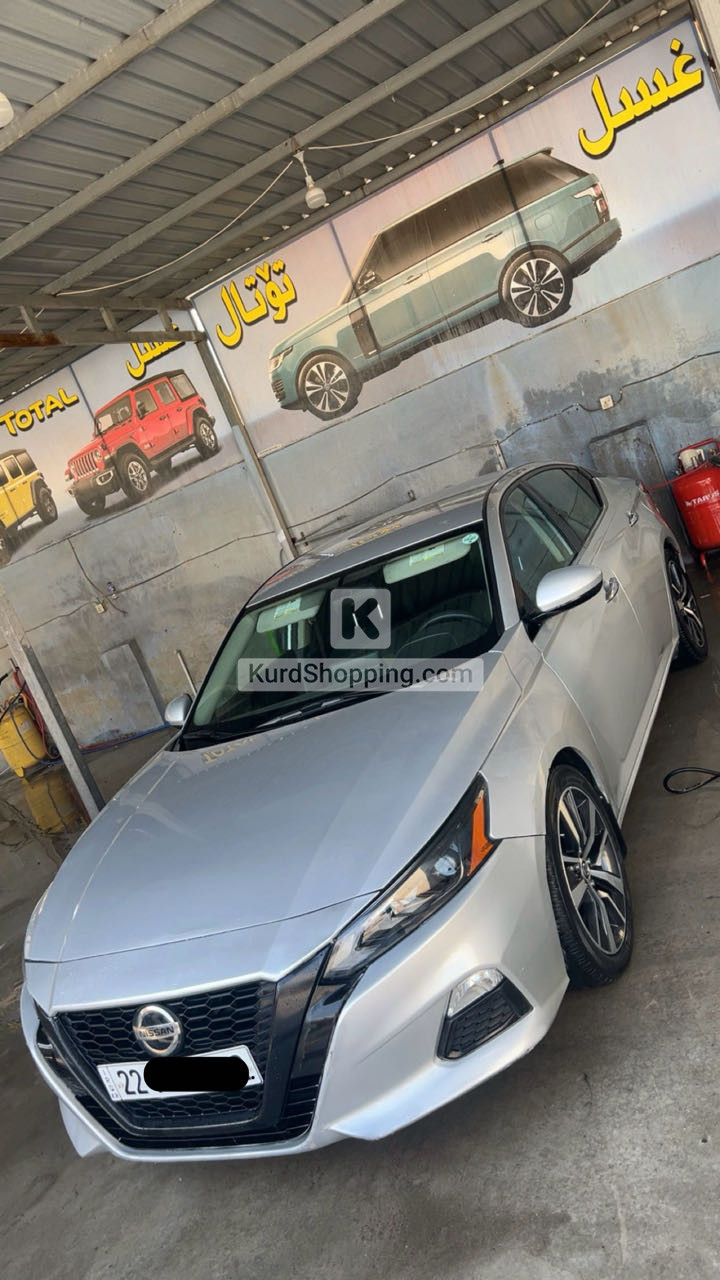 Nissan Altima 2019