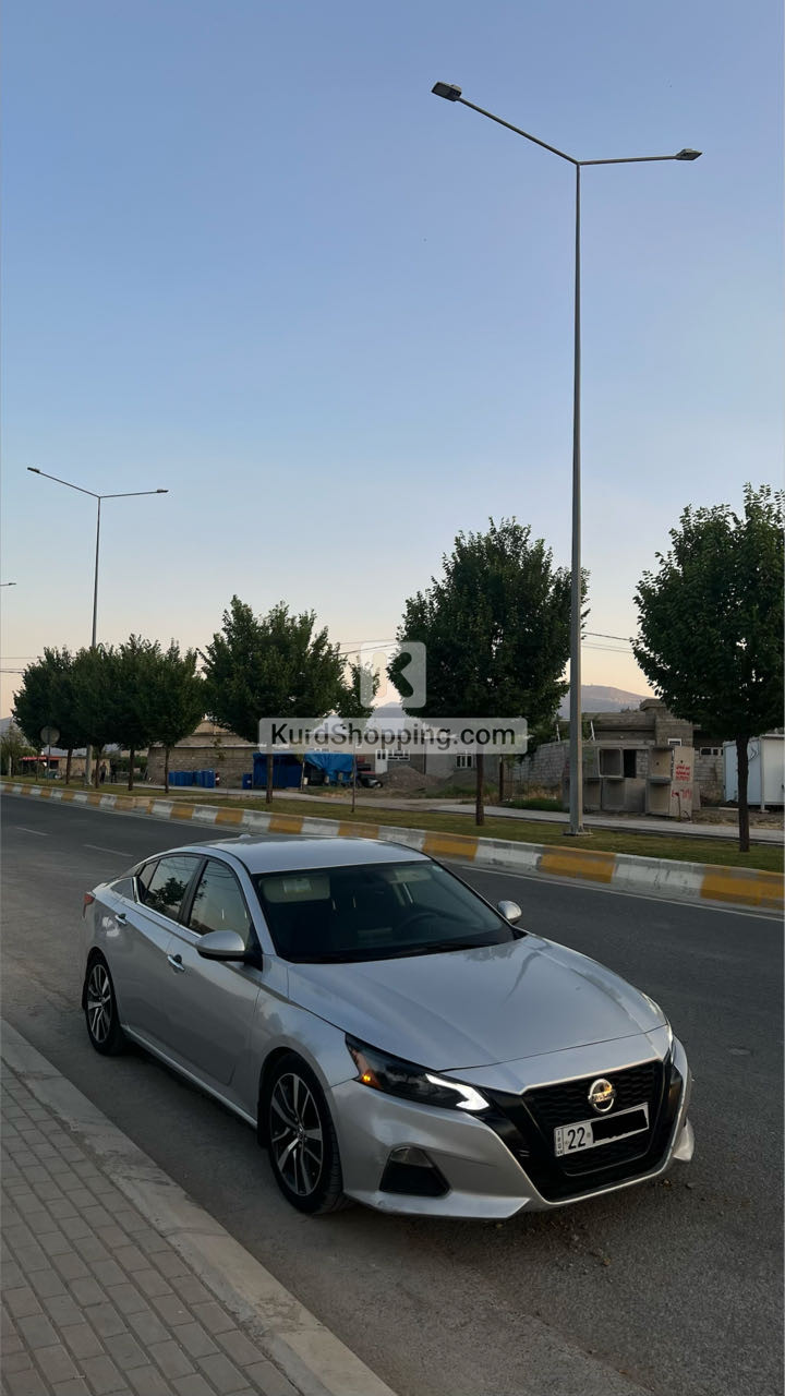 Nissan Altima 2019
