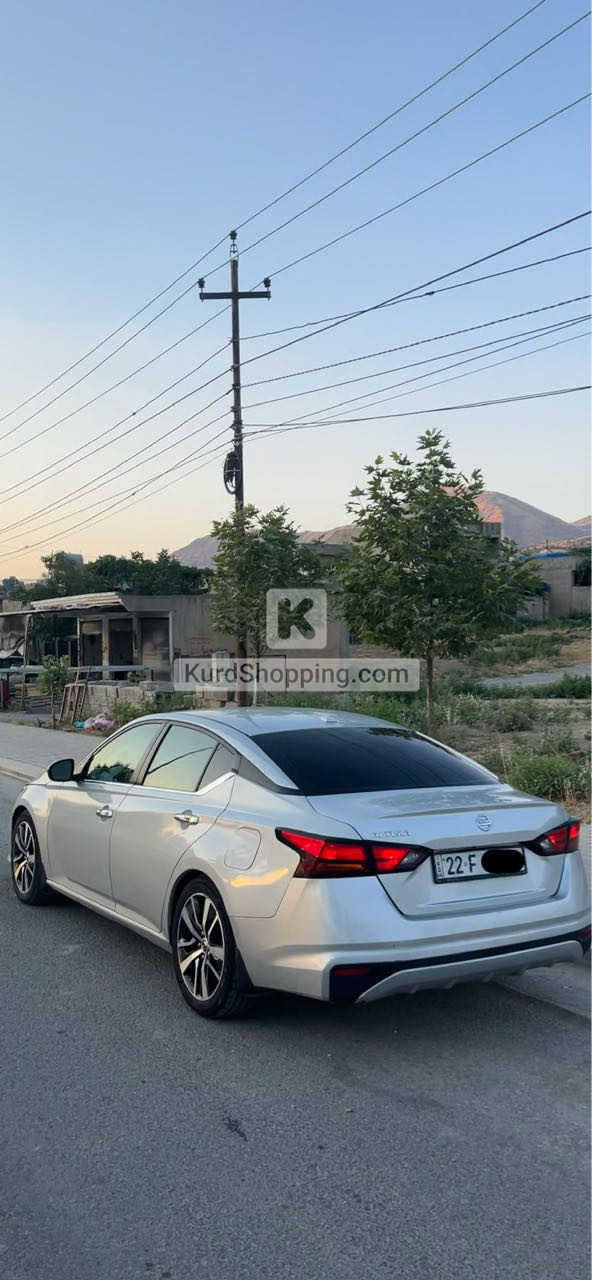 Nissan Altima 2019