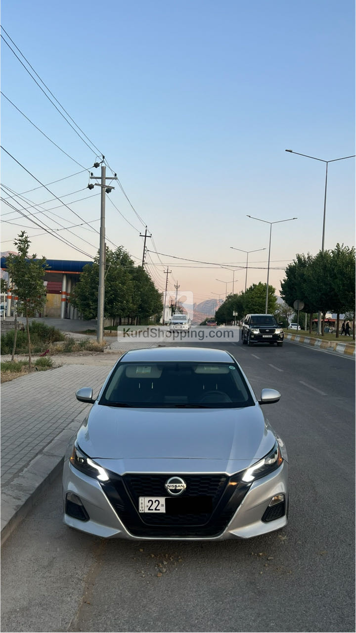 Nissan Altima 2019