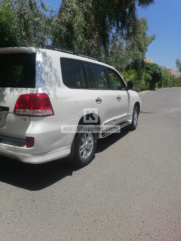 Toyota Landcruiser 2011