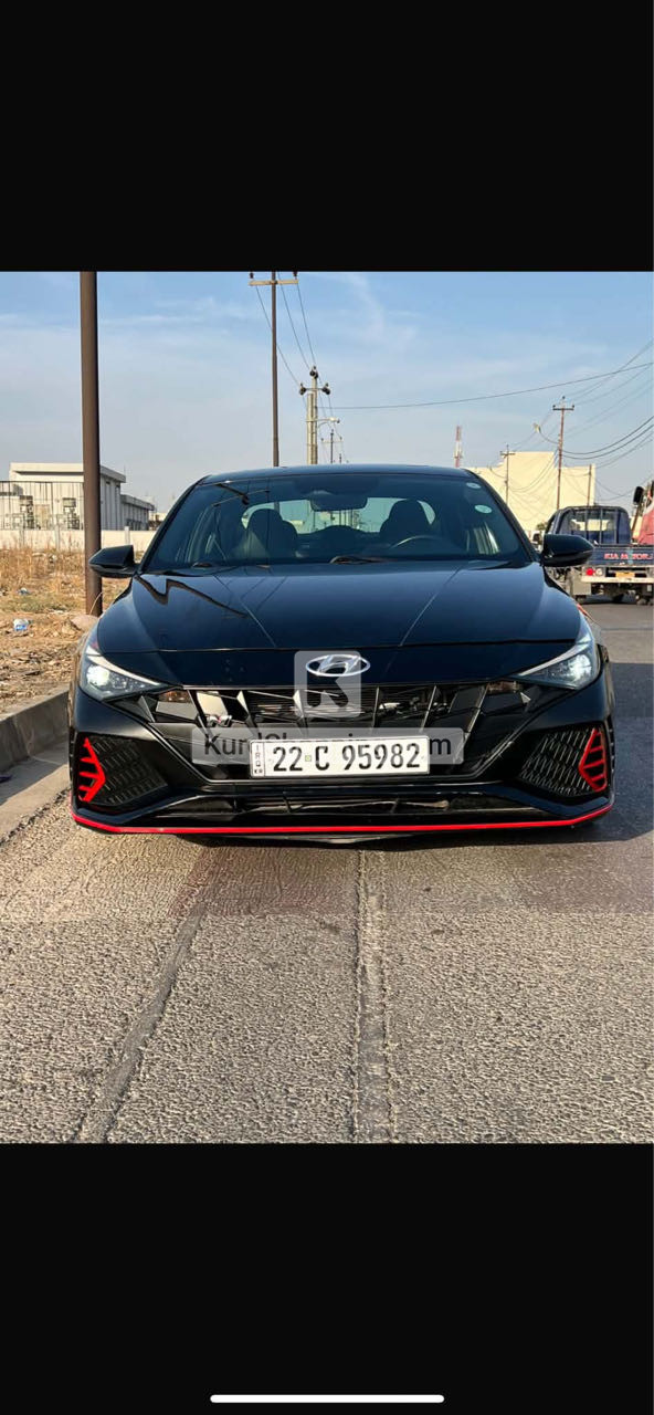 Hyundai Elantra 2022