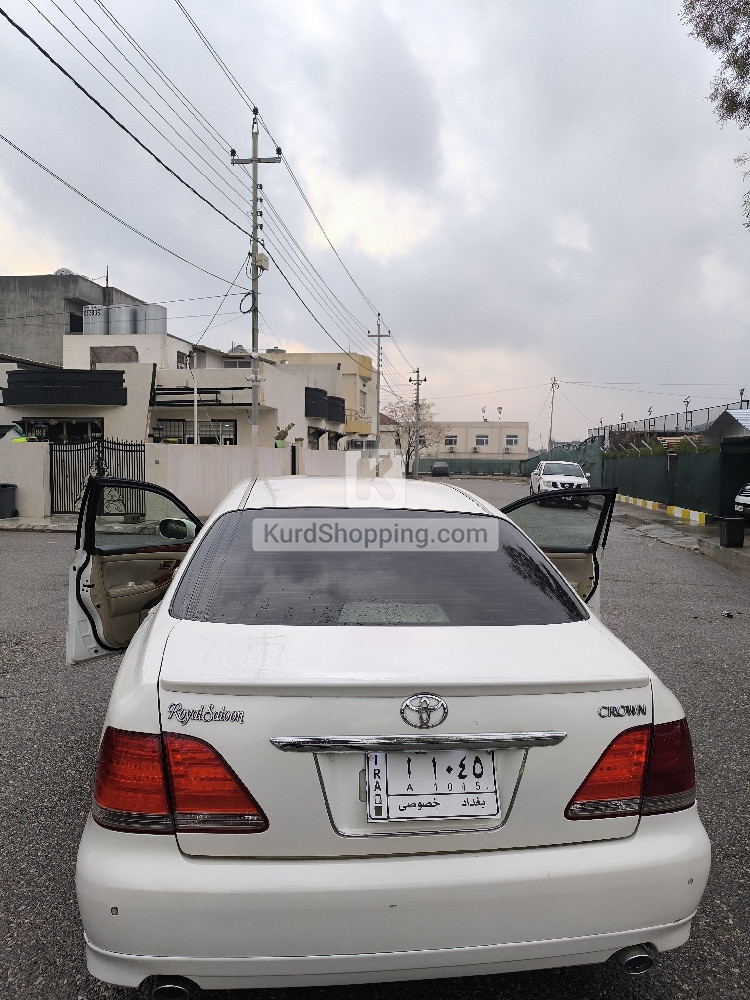 Toyota کراون 2005