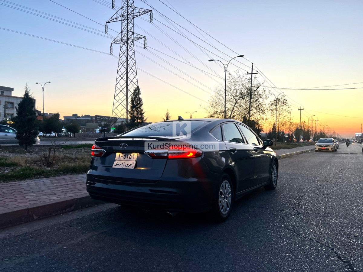Ford Fusion 2020