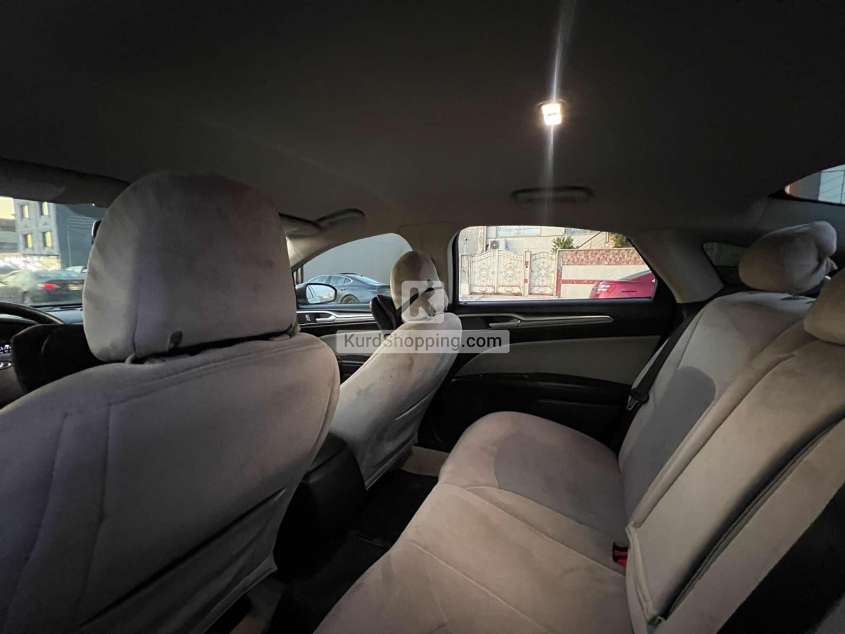 Ford Fusion 2020
