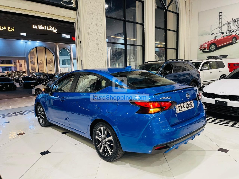 Nissan Versa 2021