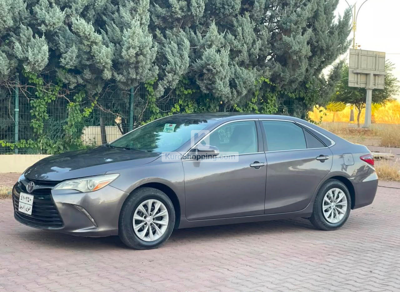 Toyota Camry 2016