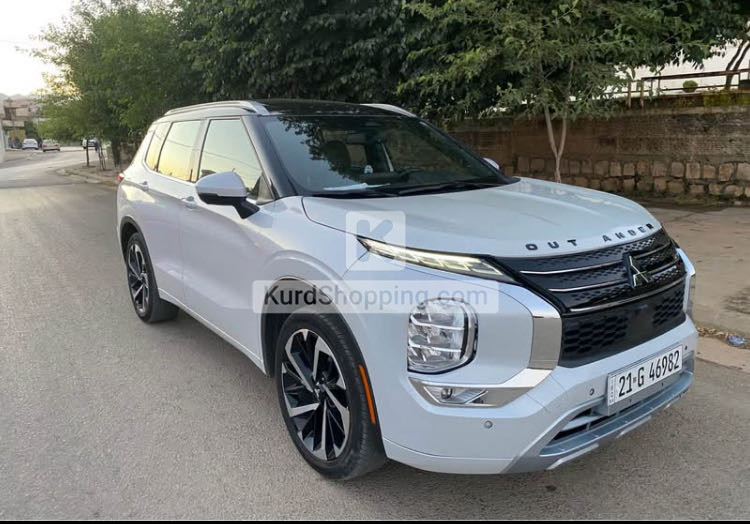 Mitsubishi Outlander 2024