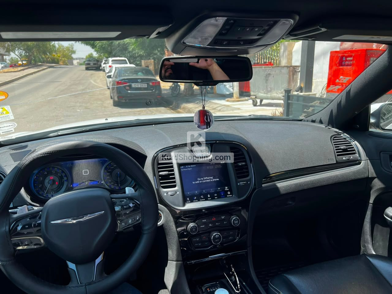 Chrysler 300S 2023